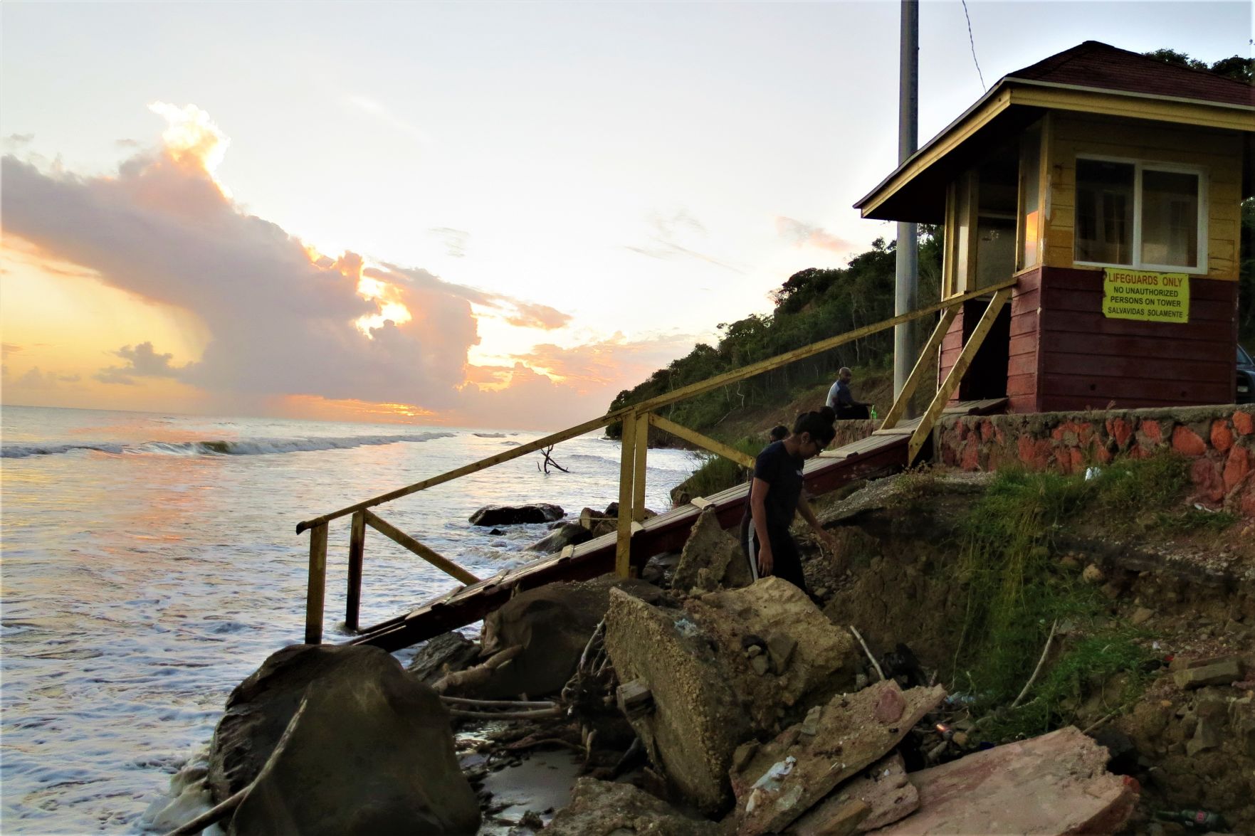 Quinam Bay